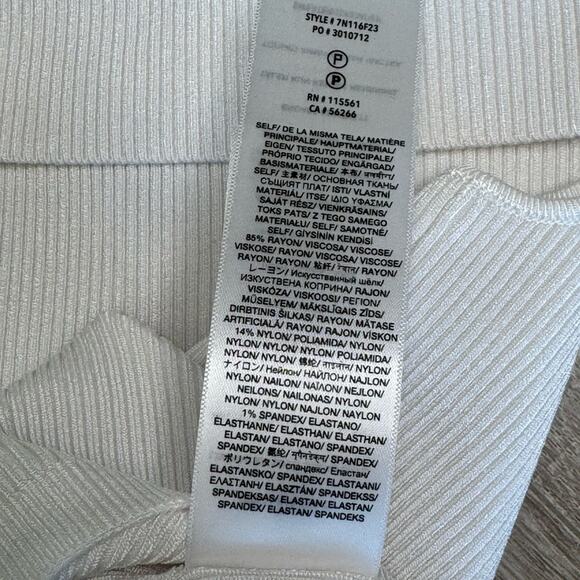 7 FOR ALL MANKIND Women’s White Ribbed Off Shoulder Fitted Blouse - Picture 7 of 11